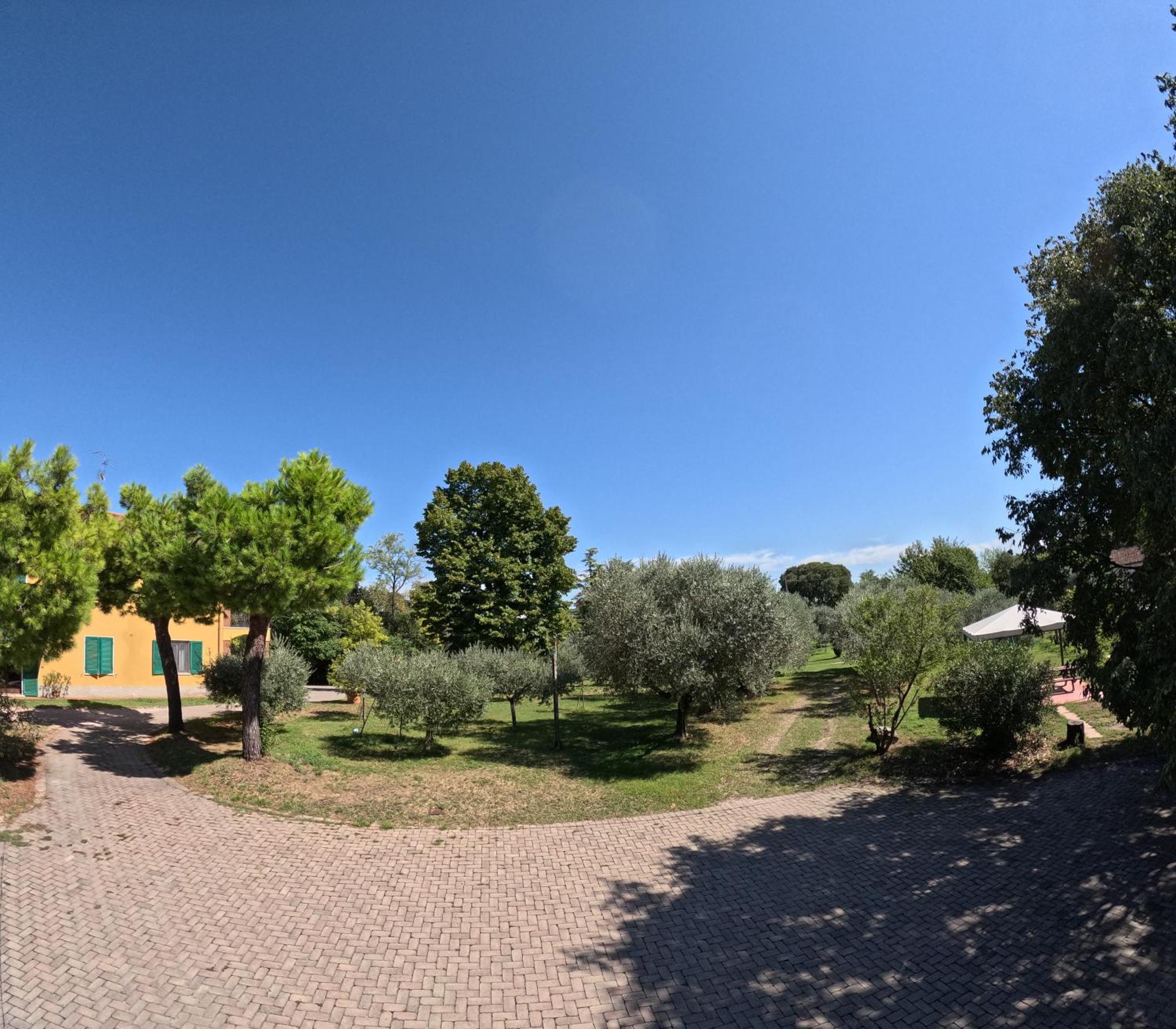 Agriturismo Gardenali Volta Mantovana Exteriör bild