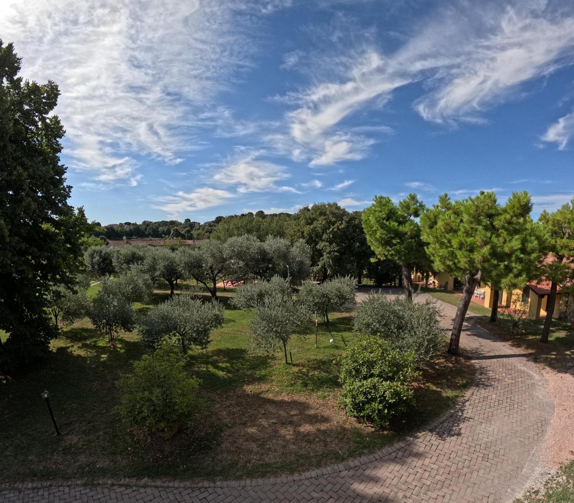 Agriturismo Gardenali Volta Mantovana Exteriör bild