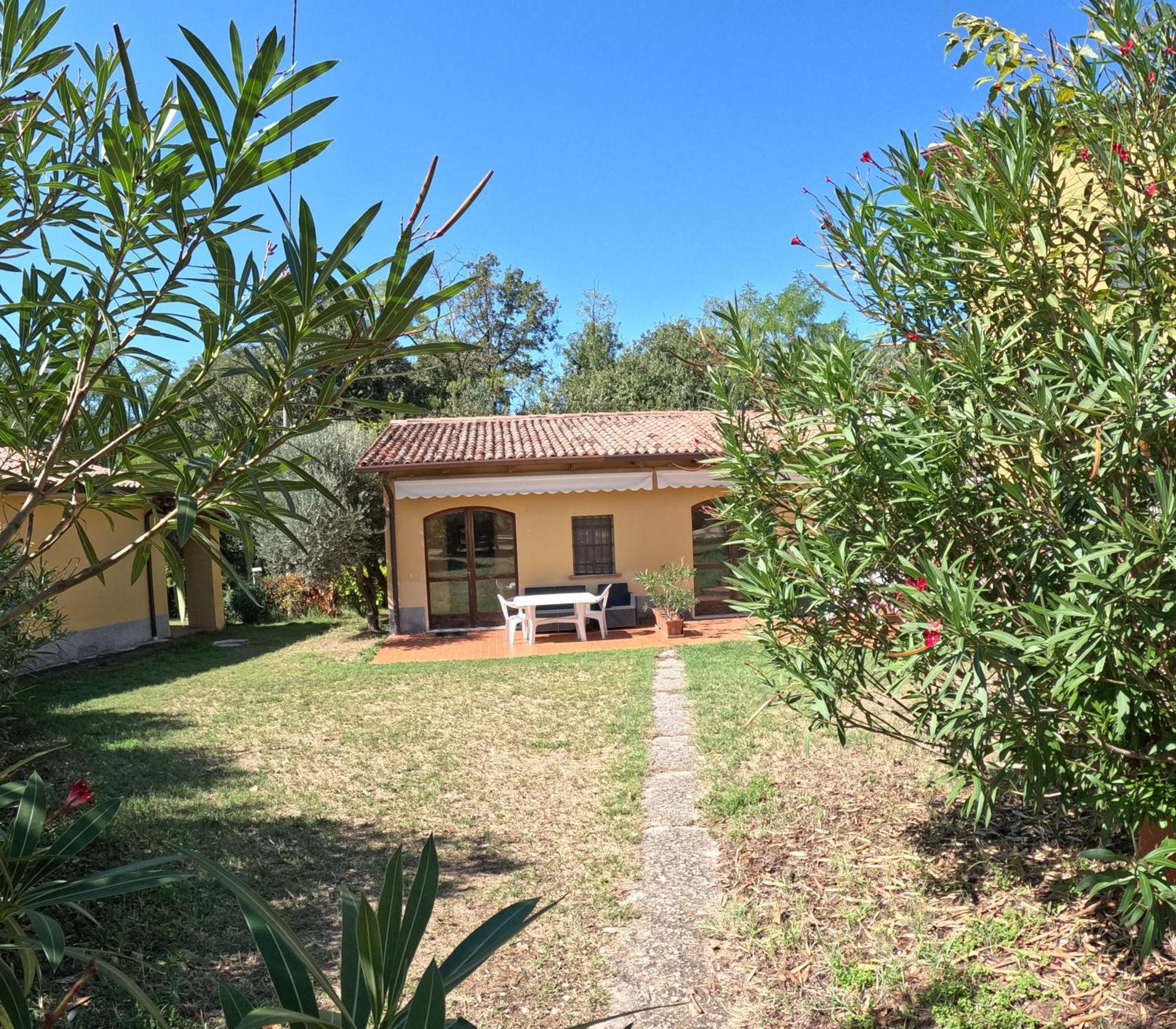 Agriturismo Gardenali Volta Mantovana Rum bild