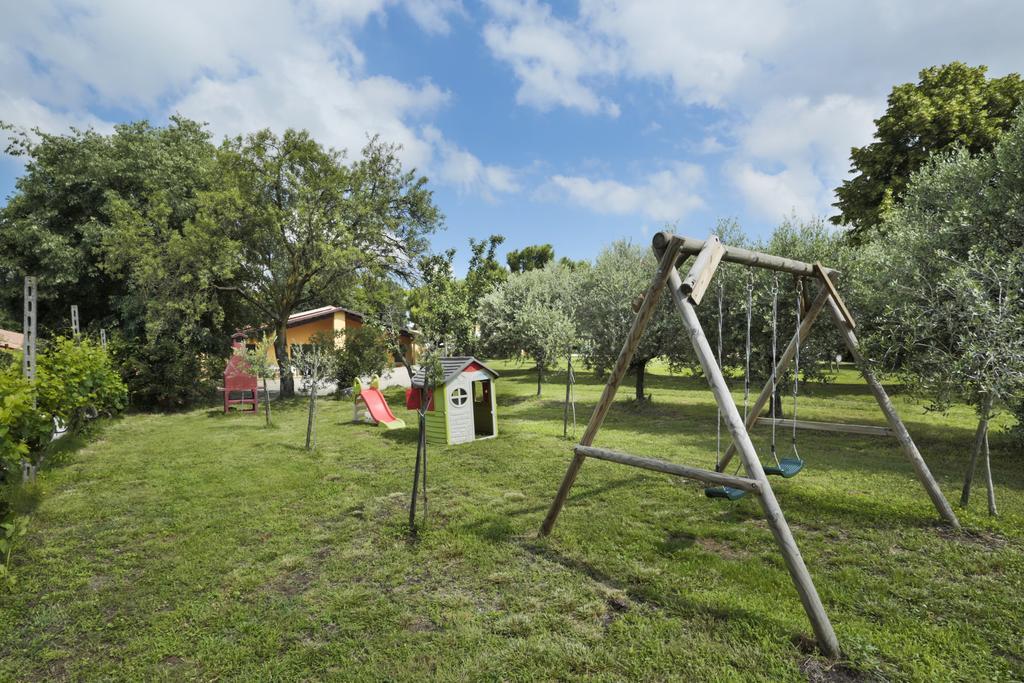 Agriturismo Gardenali Volta Mantovana Exteriör bild