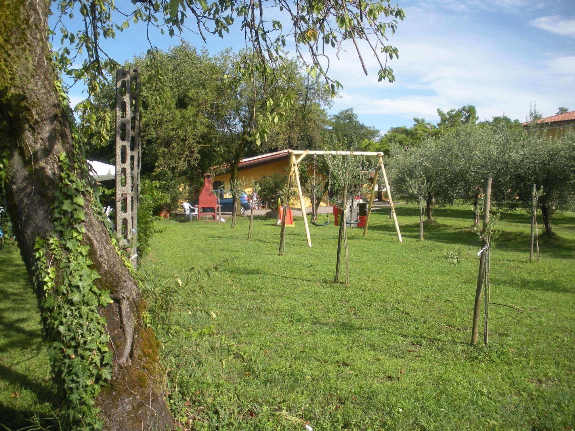 Agriturismo Gardenali Volta Mantovana Exteriör bild