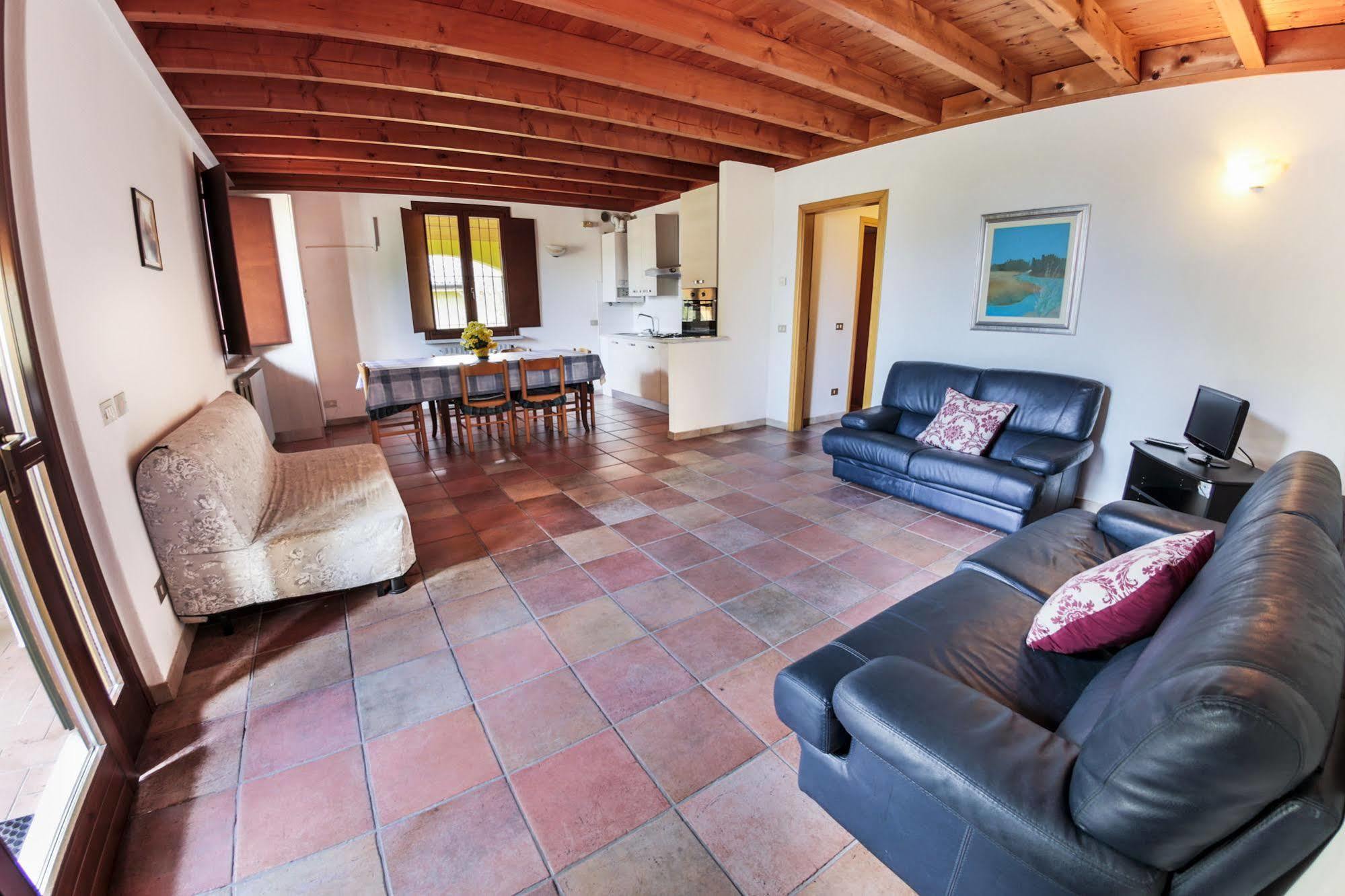Agriturismo Gardenali Volta Mantovana Exteriör bild